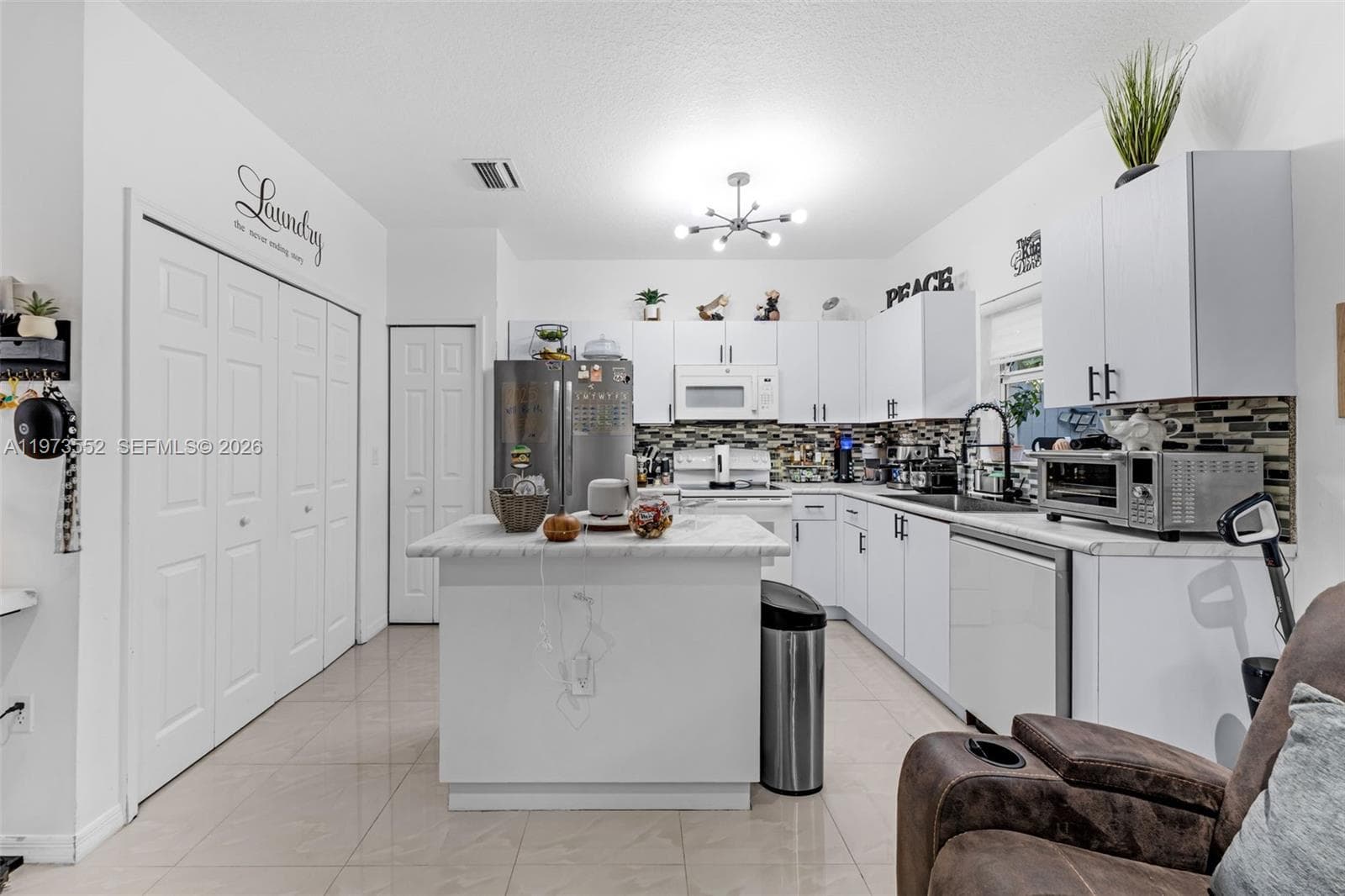 1687 SE 30th St, Homestead FL 33035 — 18
