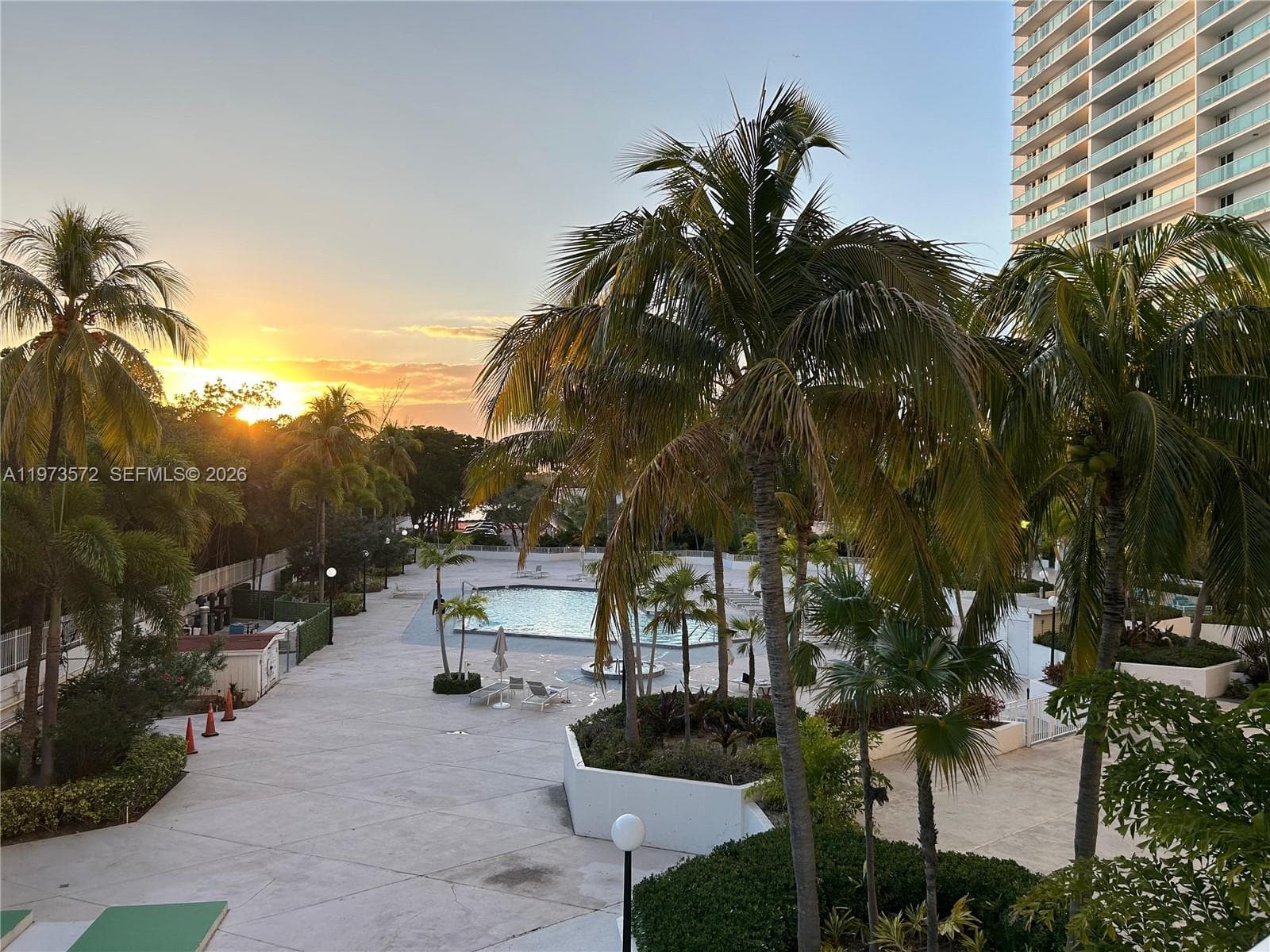 100 Bayview Dr # 217, Sunny Isles Beach FL 33160 — 1