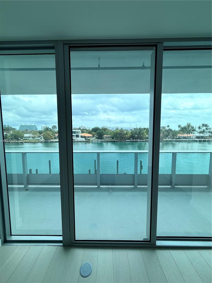 9221 E Bay Harbor Dr # 307, Bay Harbor Islands FL 33154 — 20