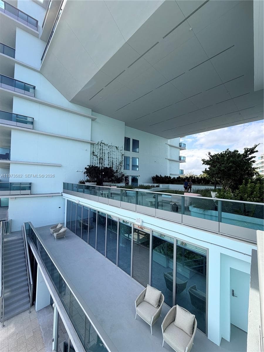 9221 E Bay Harbor Dr # 307, Bay Harbor Islands FL 33154 — 30