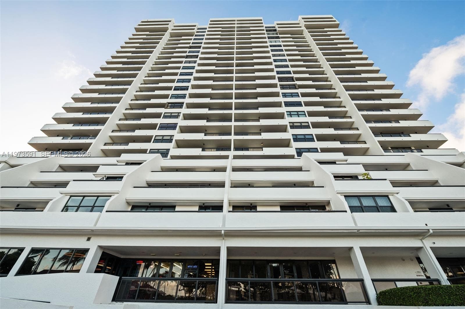 2555 Collins Ave # 1002, Miami Beach FL 33140 — 42