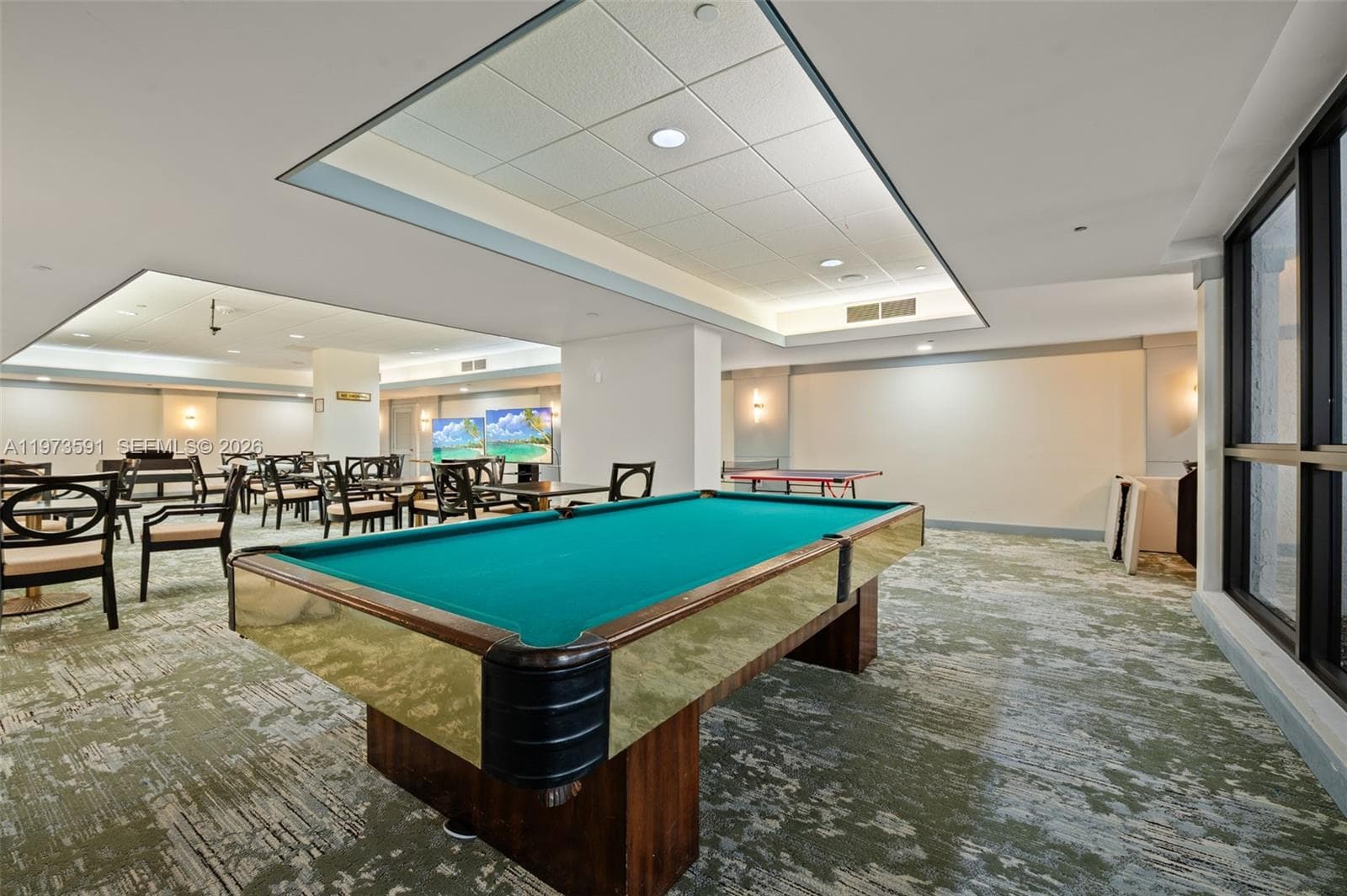 2555 Collins Ave # 1002, Miami Beach FL 33140 — 34