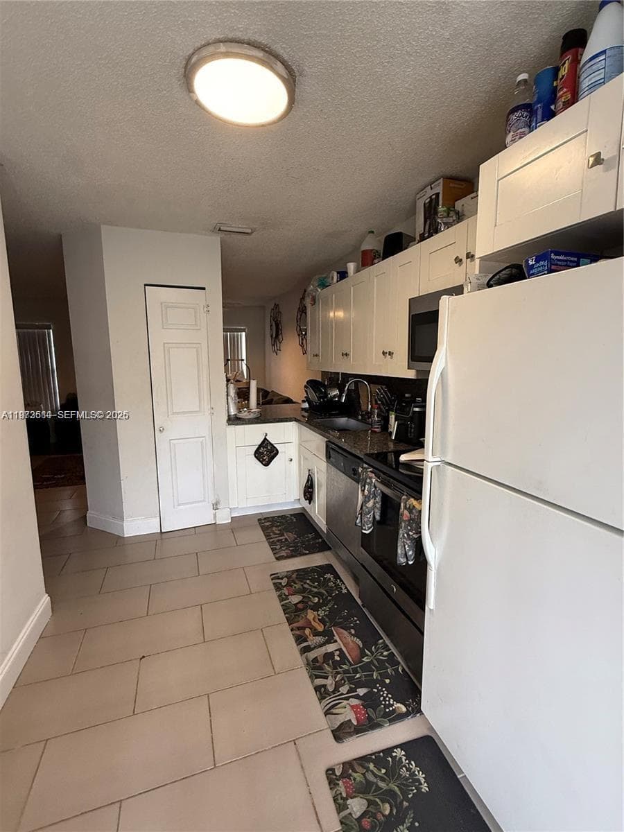 20305 NW 27th Ct, Miami Gardens FL 33056 — 3