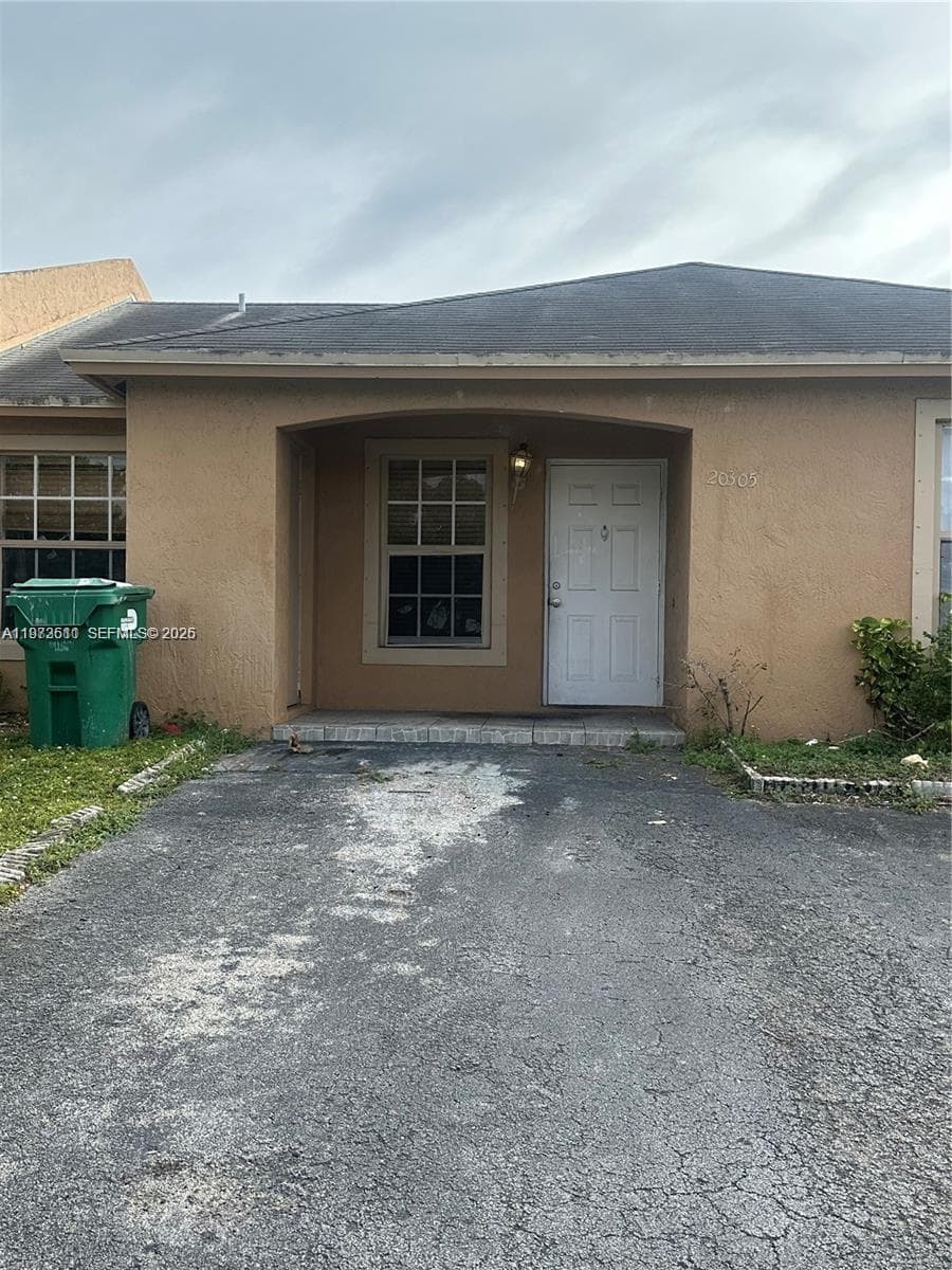 20305 NW 27th Ct, Miami Gardens FL 33056 — 1