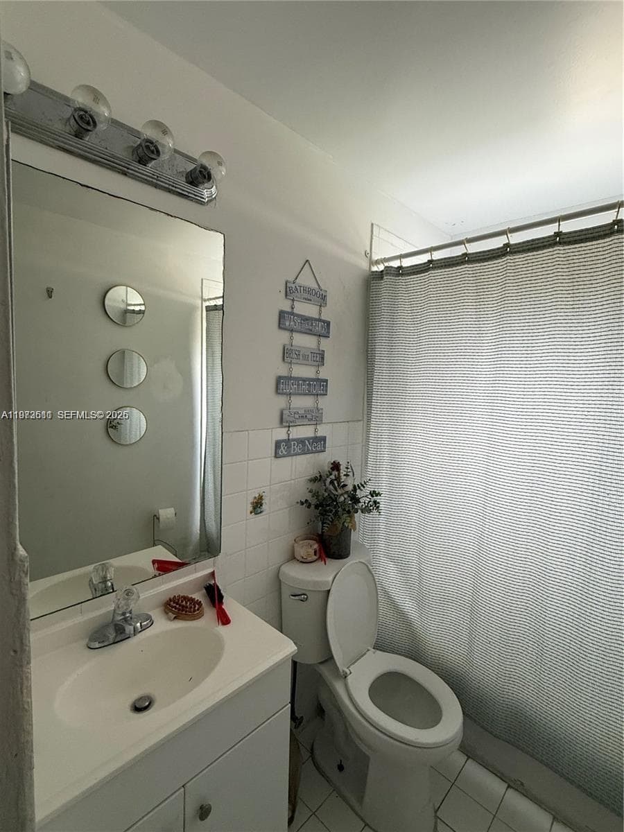 20305 NW 27th Ct, Miami Gardens FL 33056 — 4