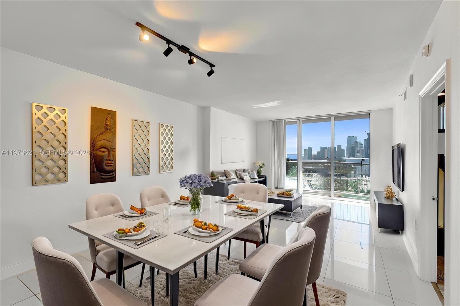 1750 N Bayshore Dr # 2510, Miami FL 33132 — 2
