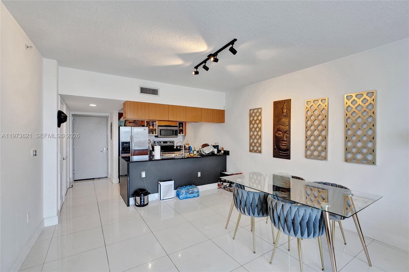 1750 N Bayshore Dr # 2510, Miami FL 33132 — 13