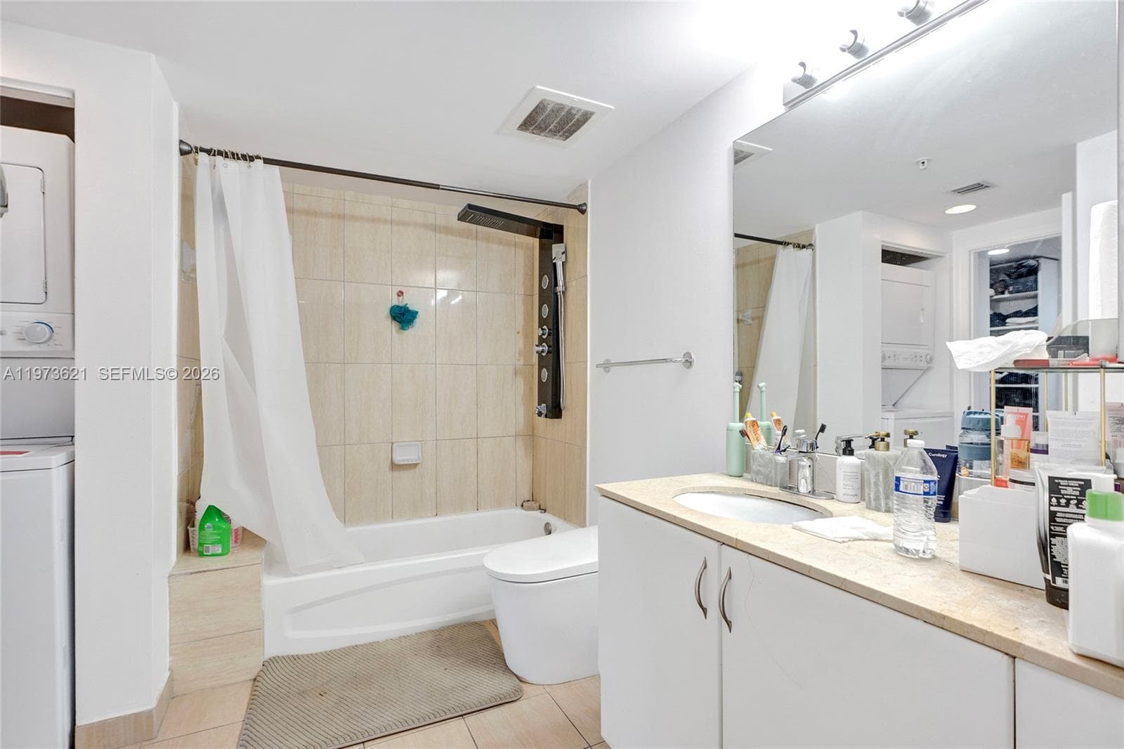 1750 N Bayshore Dr # 2510, Miami FL 33132 — 26