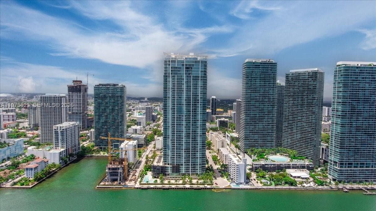 2900 NE 7th Ave # 3004, Miami FL 33137 — 1