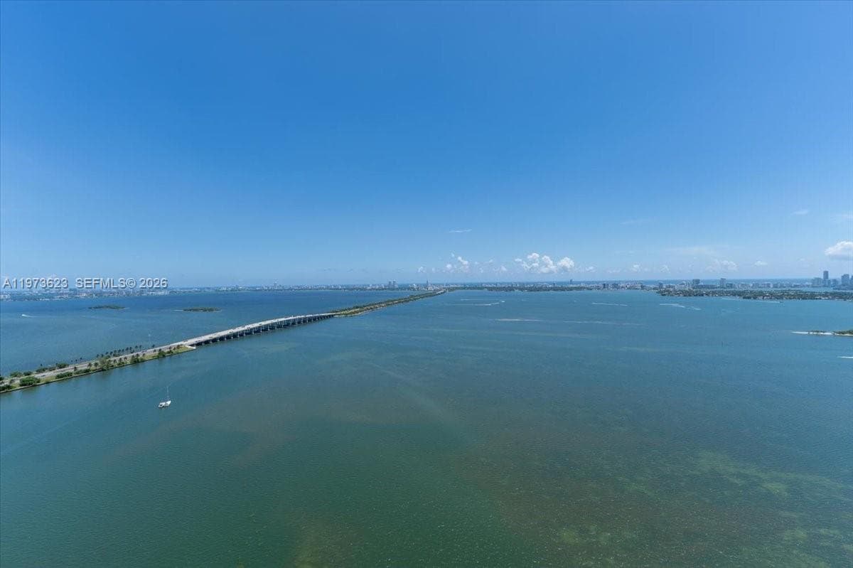 2900 NE 7th Ave # 3004, Miami FL 33137 — 11