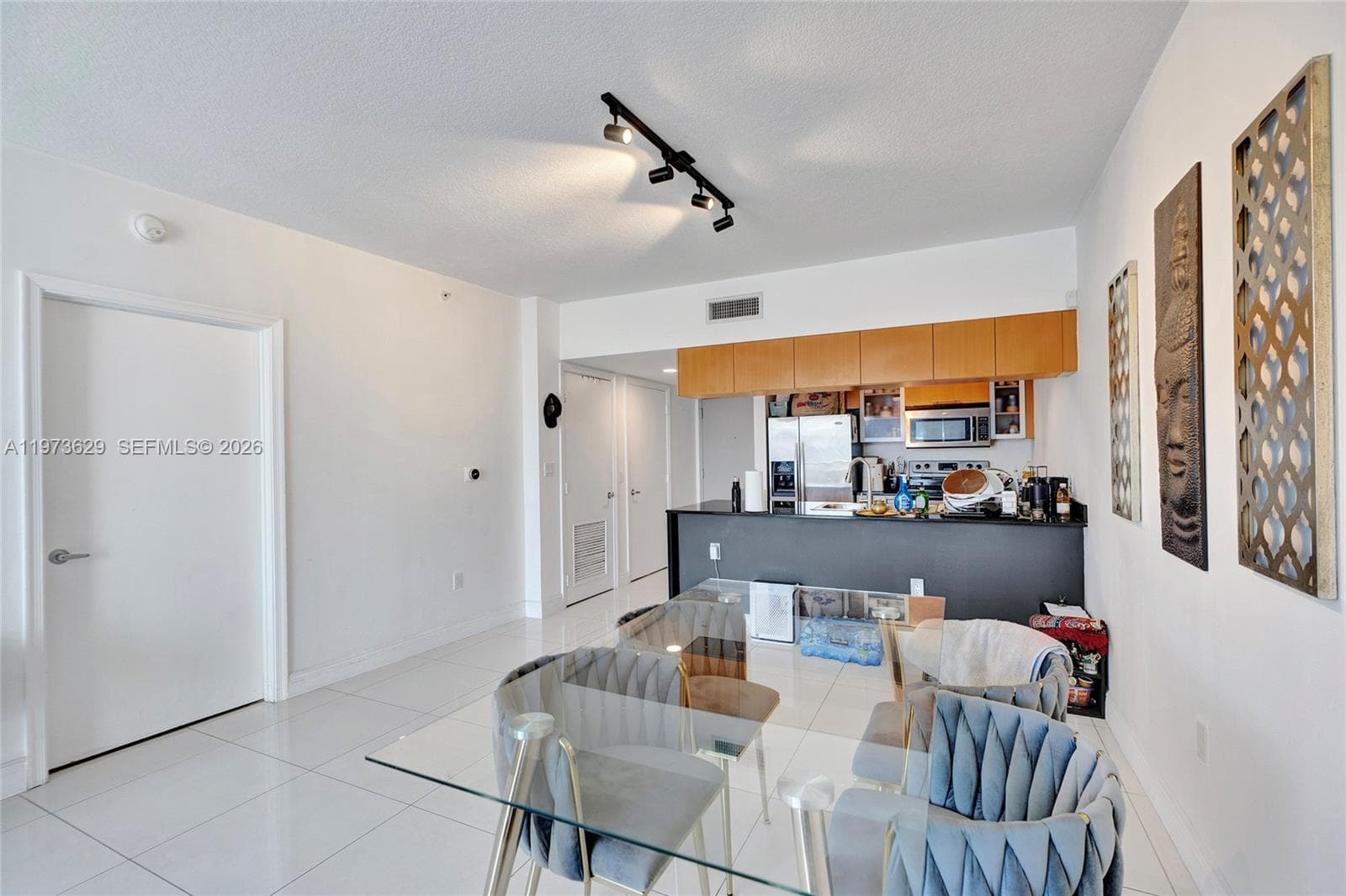 1750 N Bayshore Dr # 2510, Miami FL 33132 — 12