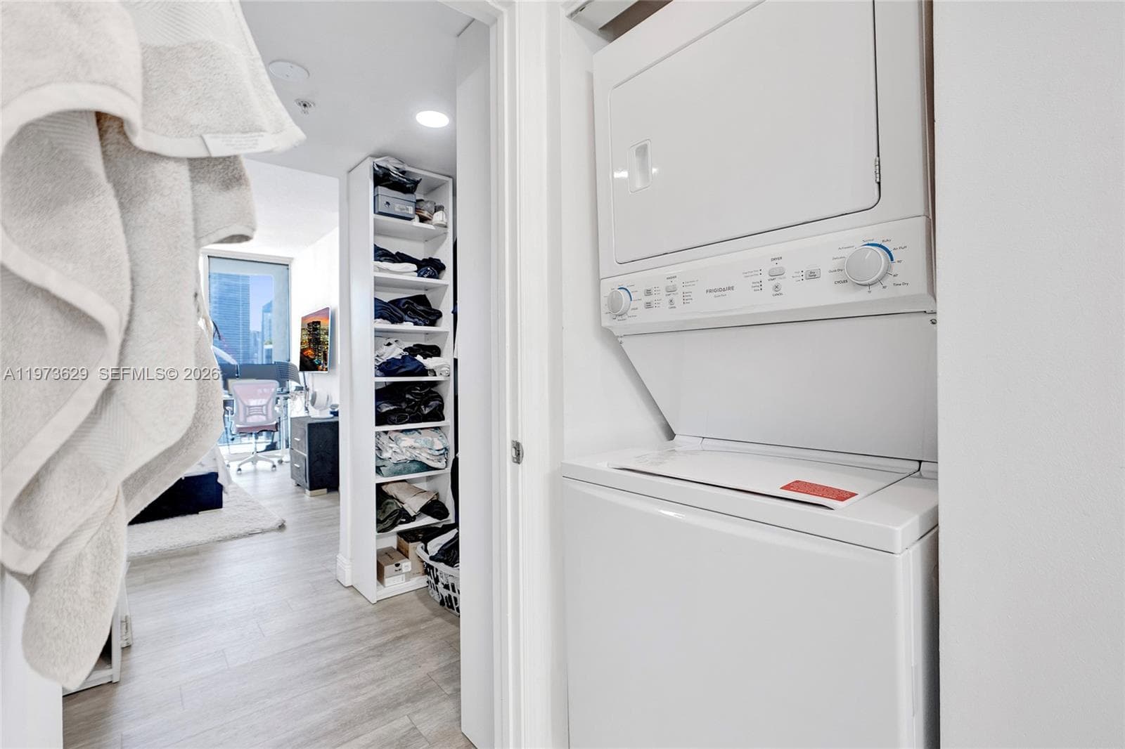 1750 N Bayshore Dr # 2510, Miami FL 33132 — 25