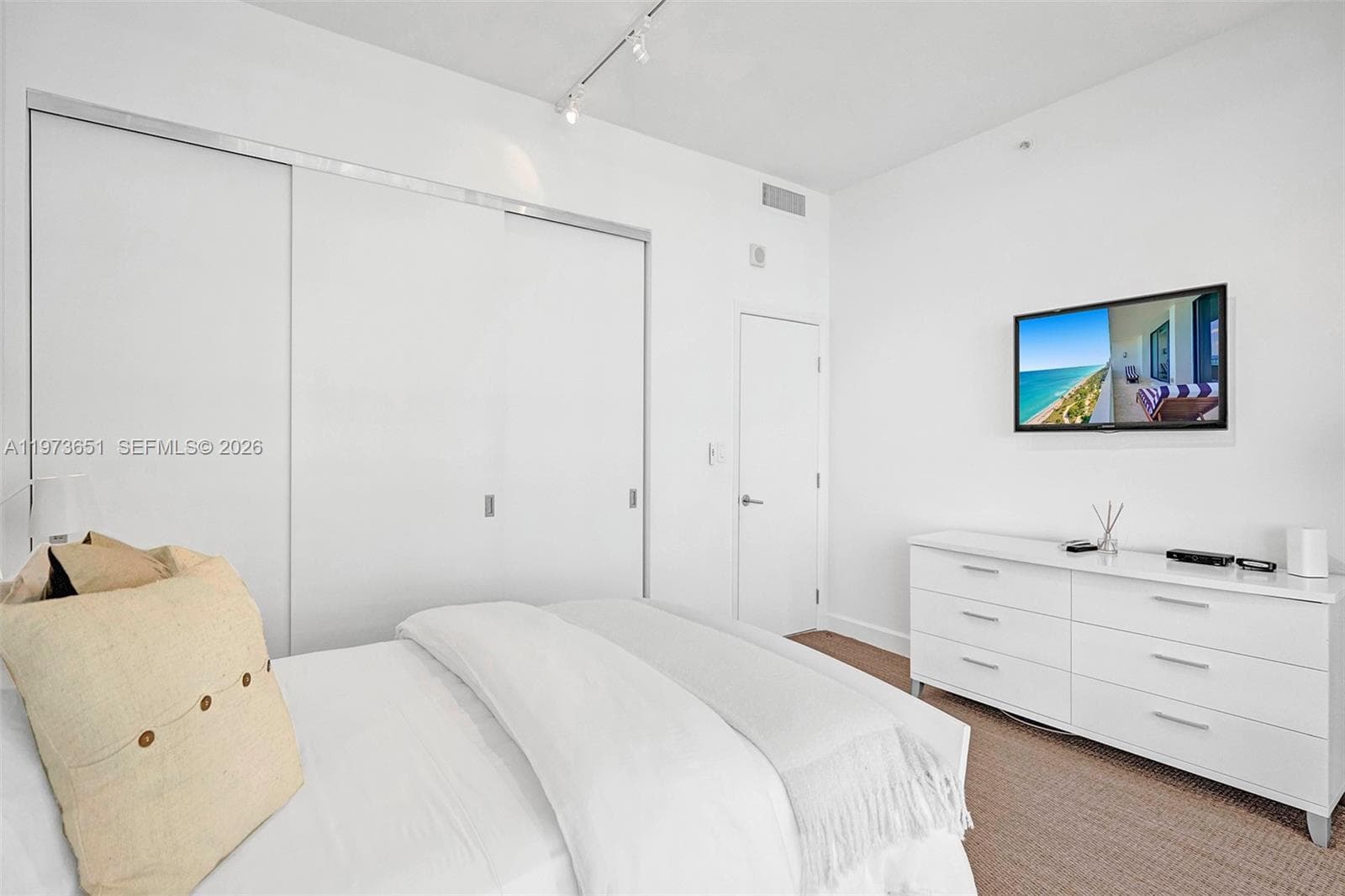 10205 Collins Ave # P8, Bal Harbour FL 33154 — 52