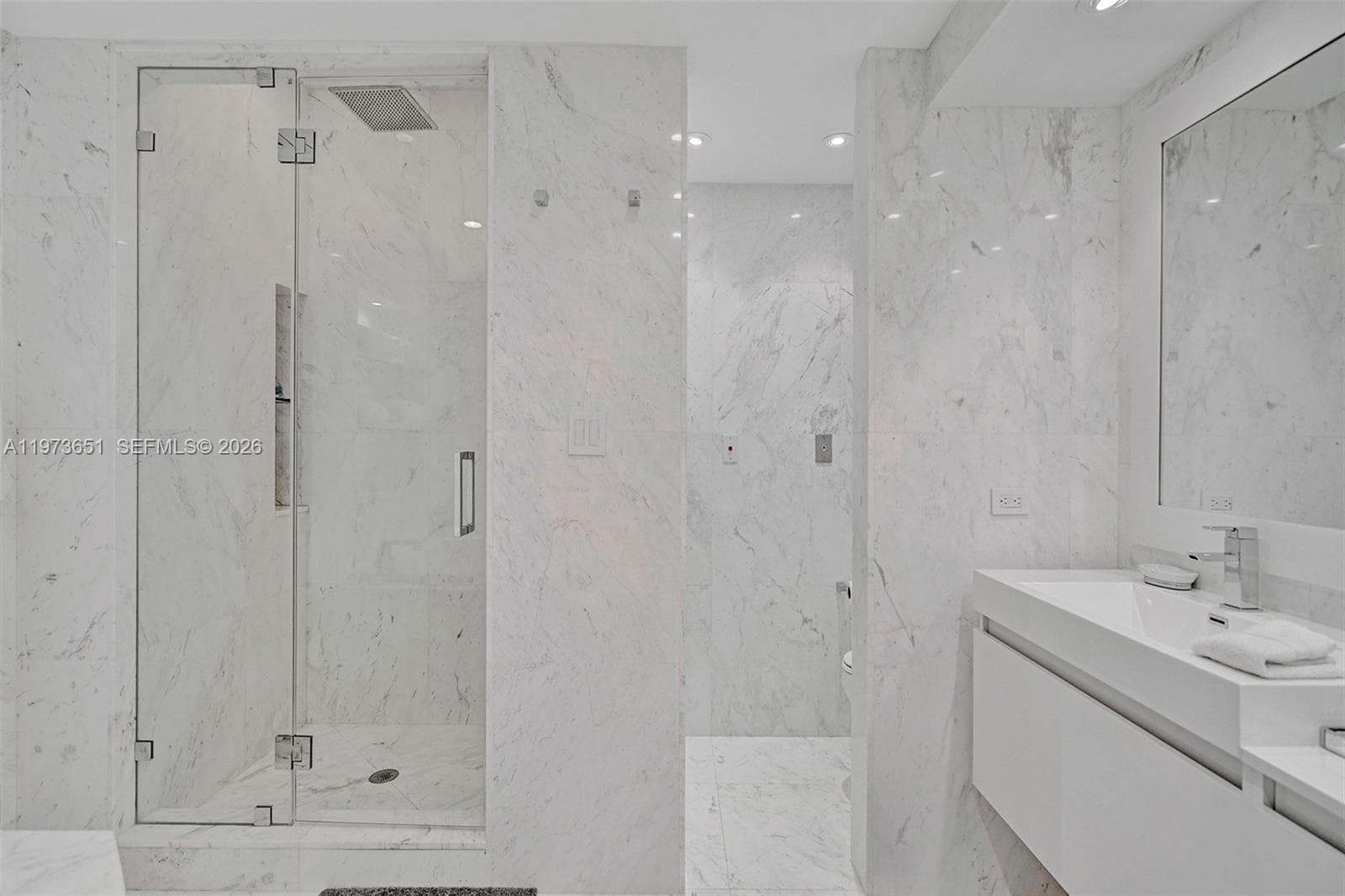 10205 Collins Ave # P8, Bal Harbour FL 33154 — 42