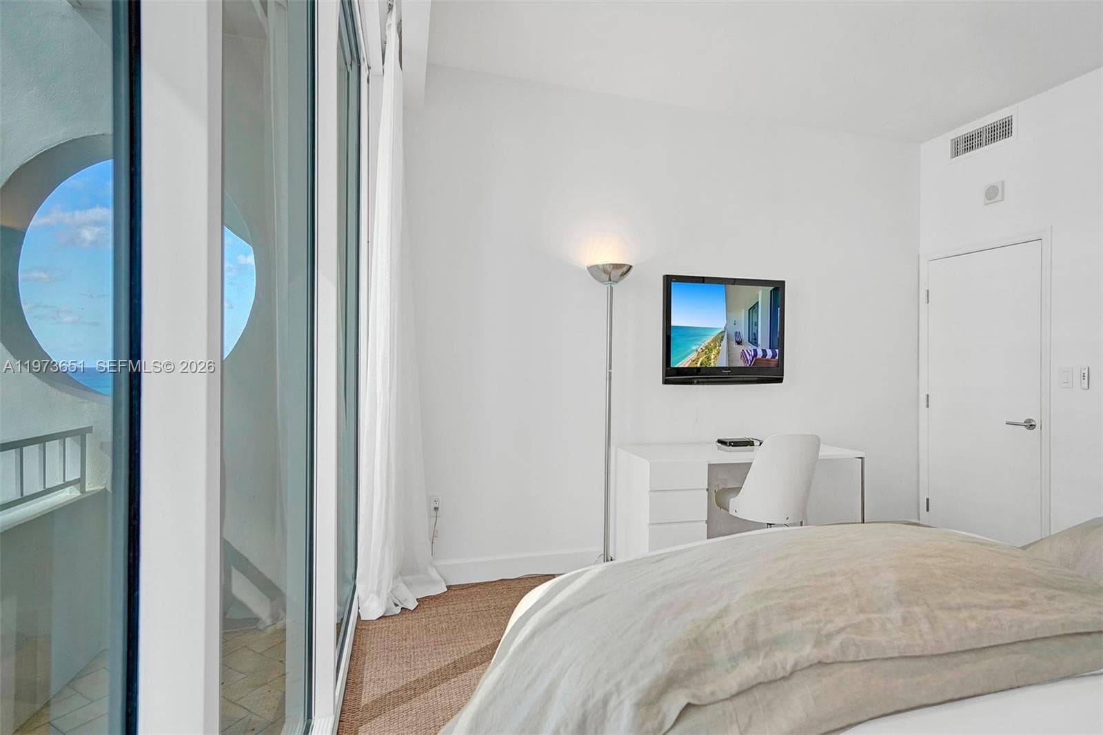 10205 Collins Ave # P8, Bal Harbour FL 33154 — 47