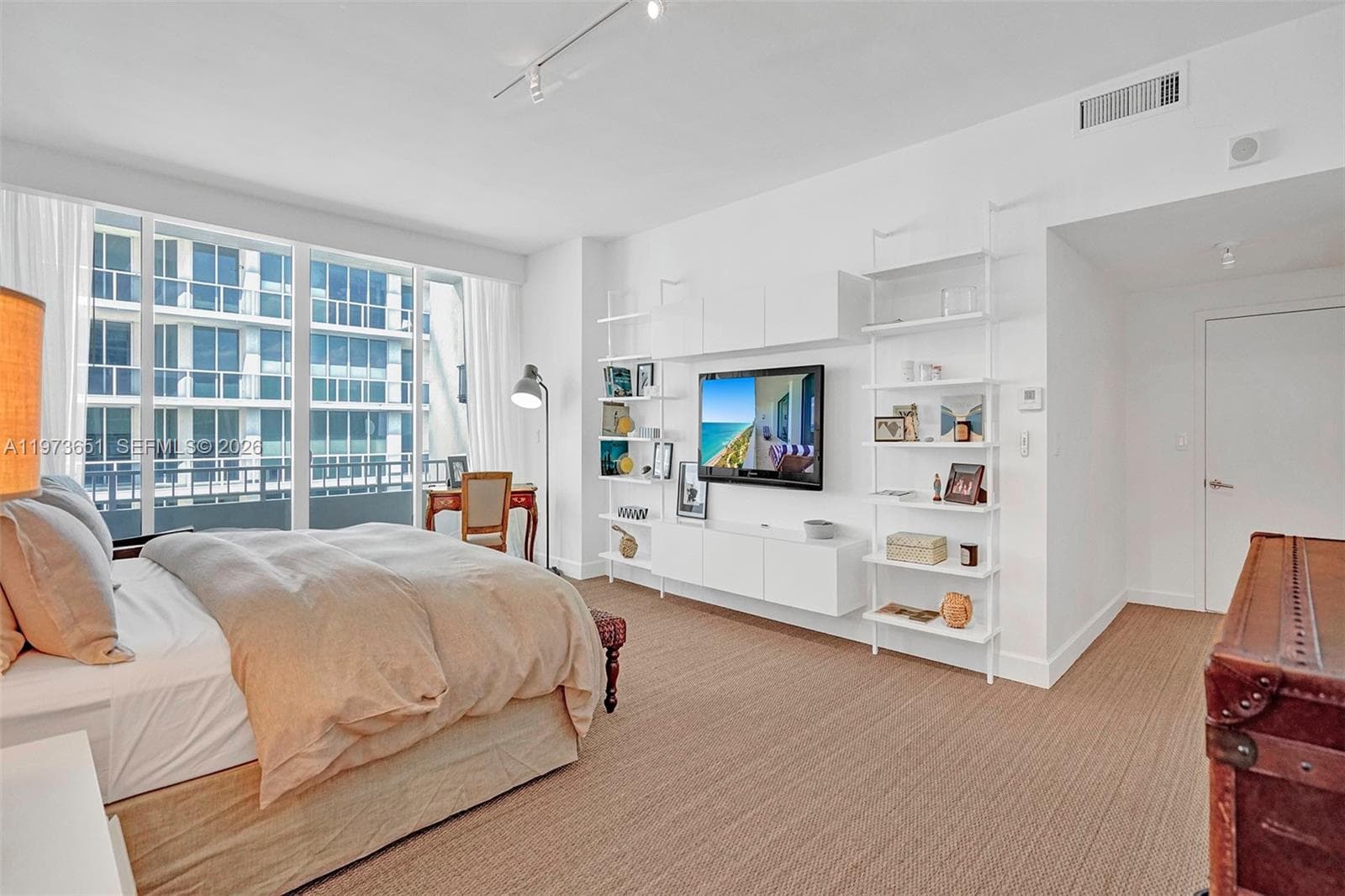 10205 Collins Ave # P8, Bal Harbour FL 33154 — 34