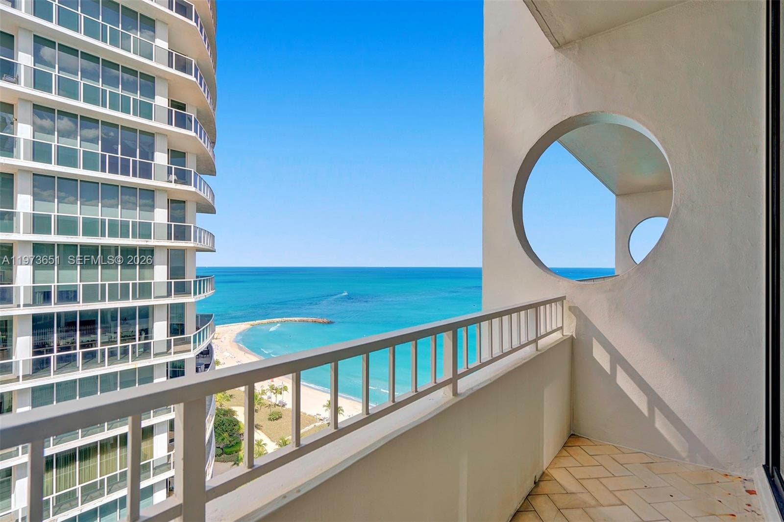 10205 Collins Ave # P8, Bal Harbour FL 33154 — 55