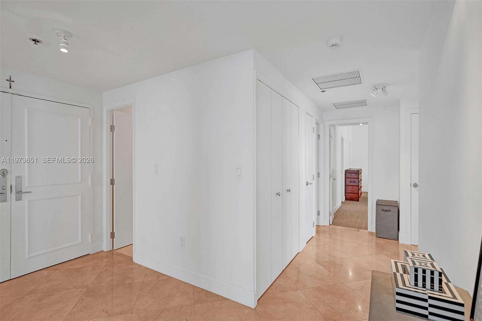 10205 Collins Ave # P8, Bal Harbour FL 33154 — 31
