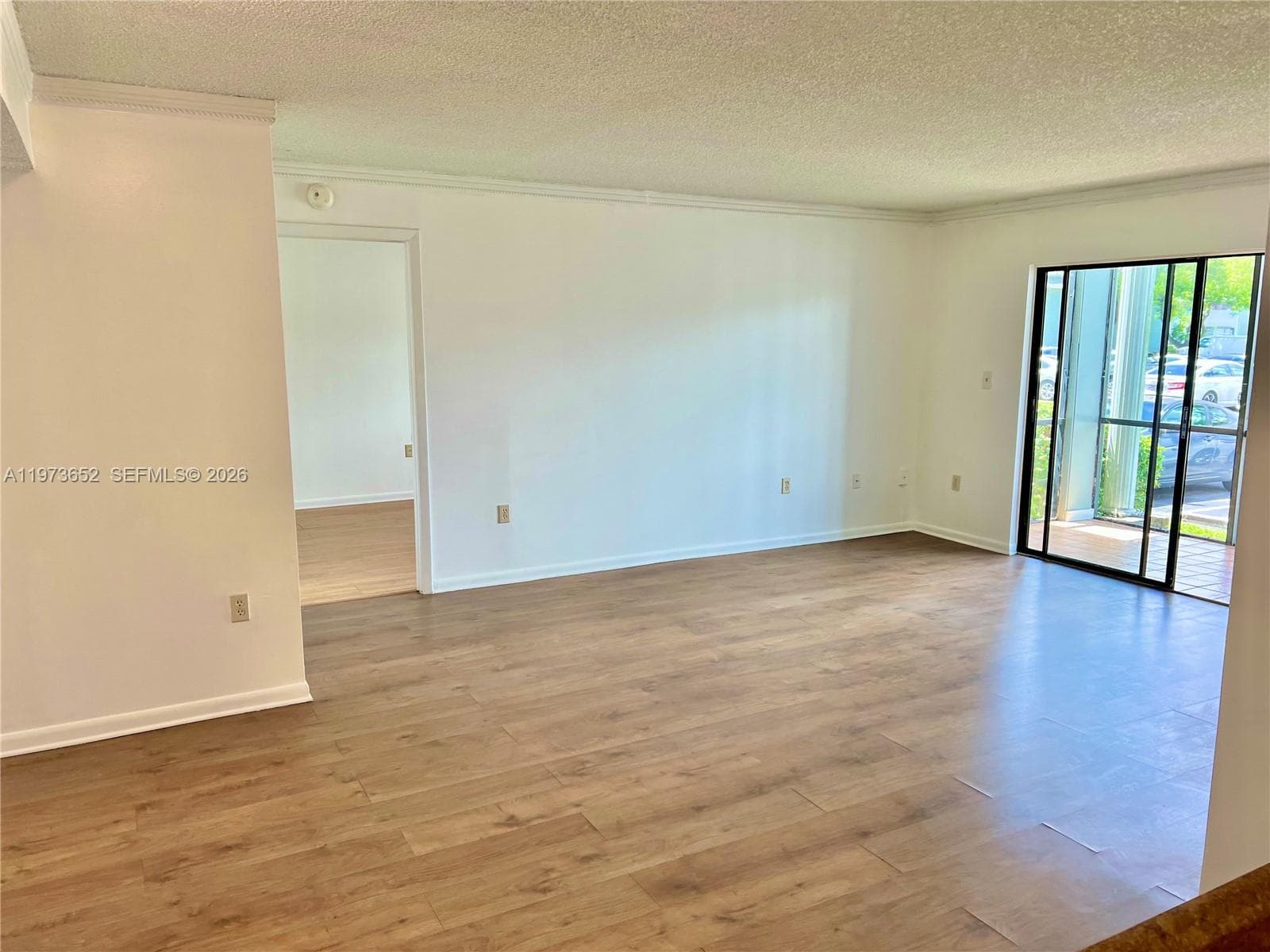 20761 NE 4th Pl # 104, Miami FL 33179 — 1