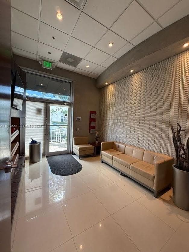 7620 NW 25th St # 5, Miami FL 33122 — 10