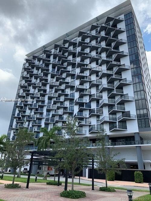 5252 NW 85th Ave # 1506, Doral FL 33166 — 2