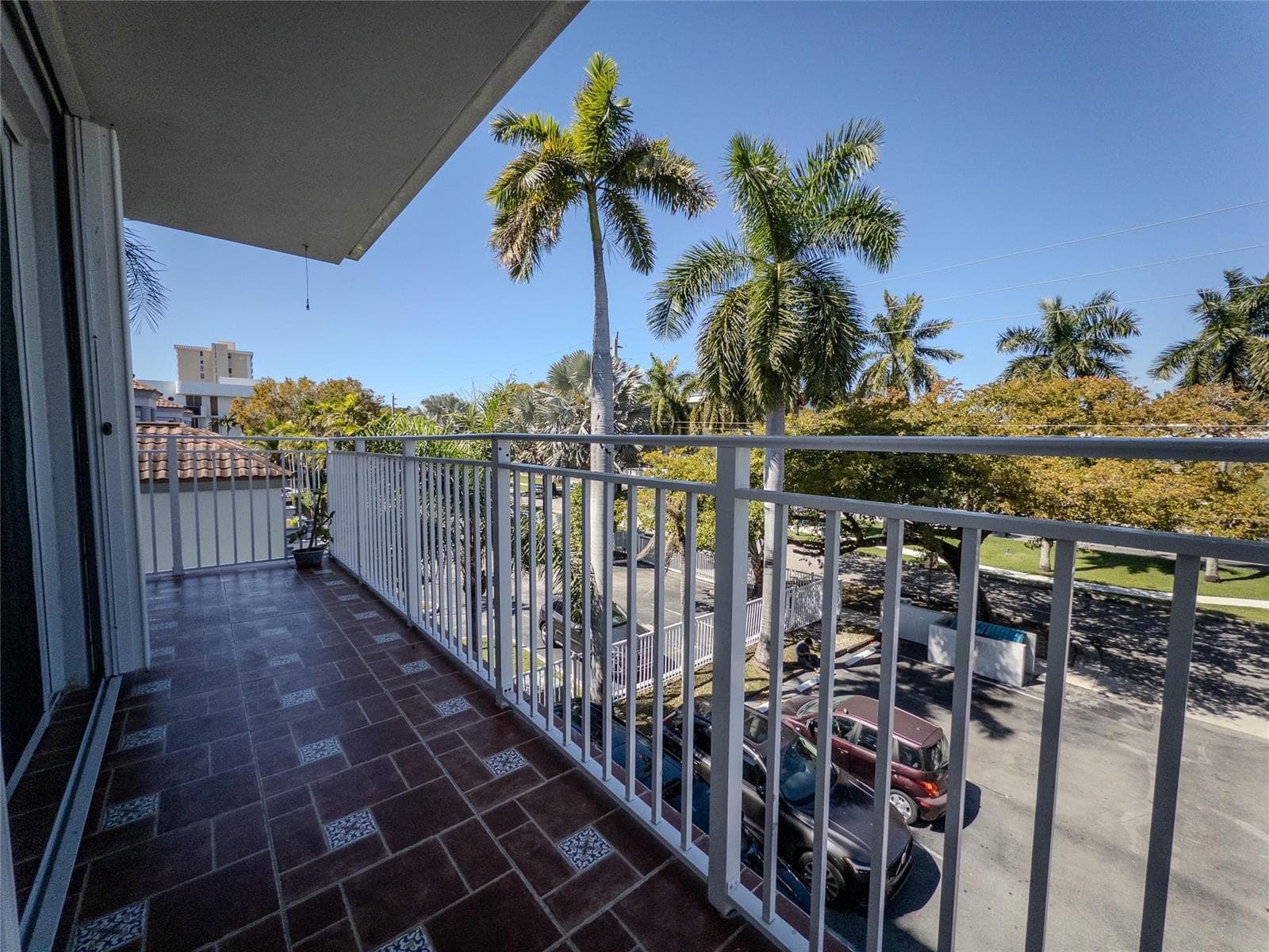 2430 NE 135th Street # 302, North Miami FL 33181 — 13