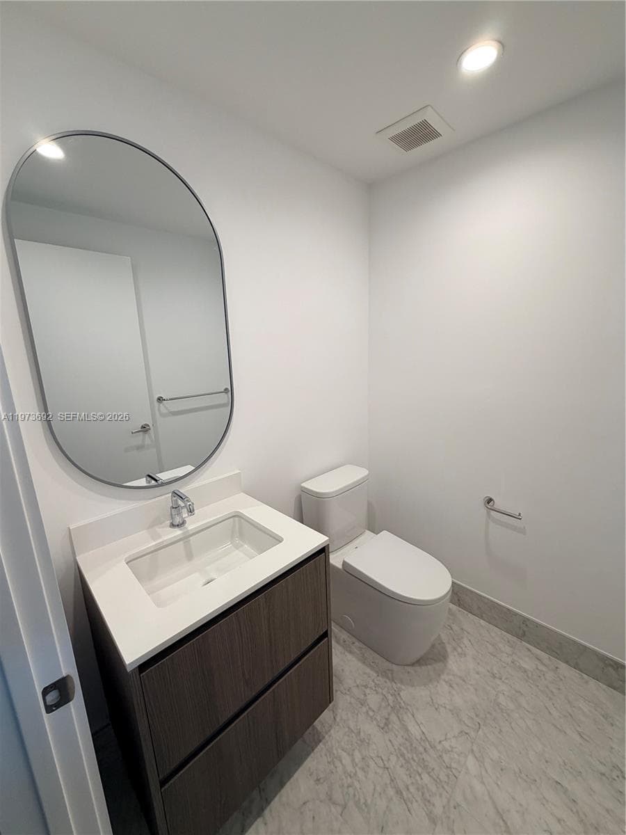 9221 E Bay Harbor Dr # 307, Bay Harbor Islands FL 33154 — 9