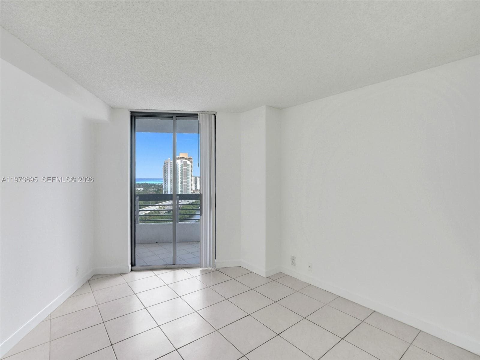 3400 192nd ST # 1811, Aventura FL 33180 — 28