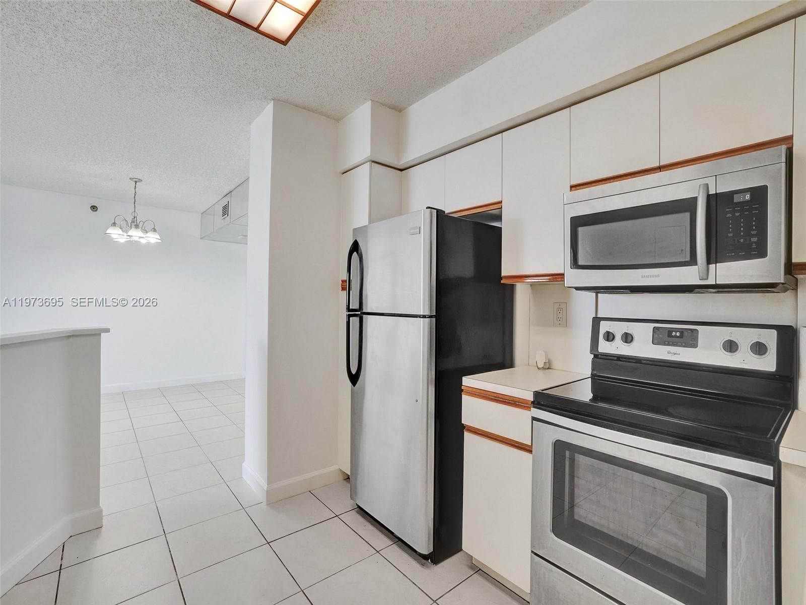 3400 192nd ST # 1811, Aventura FL 33180 — 15