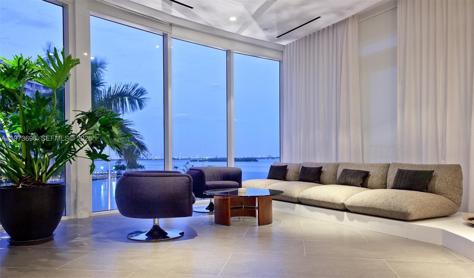 2020 N Bayshore Dr # 3303, Miami FL 33137 — 62