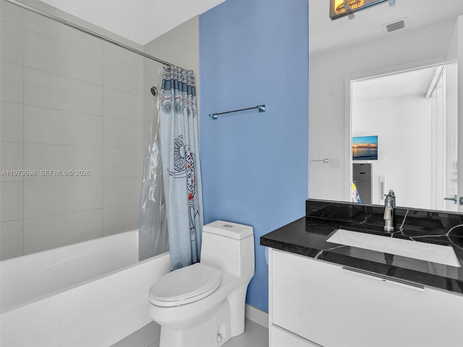 2020 N Bayshore Dr # 3303, Miami FL 33137 — 30