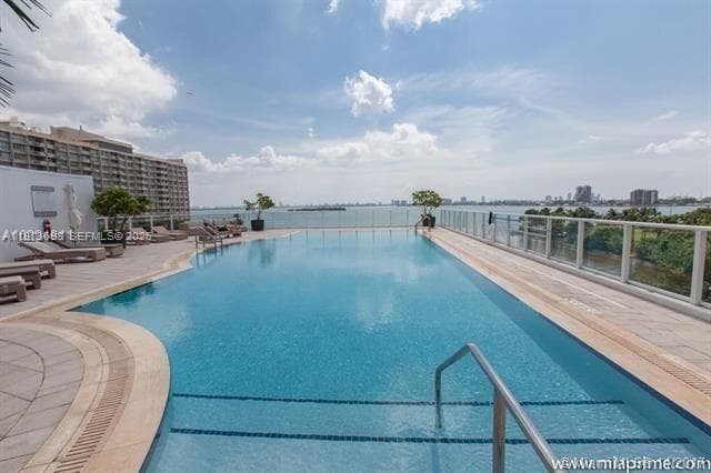 2020 N Bayshore Dr # 3303, Miami FL 33137 — 48