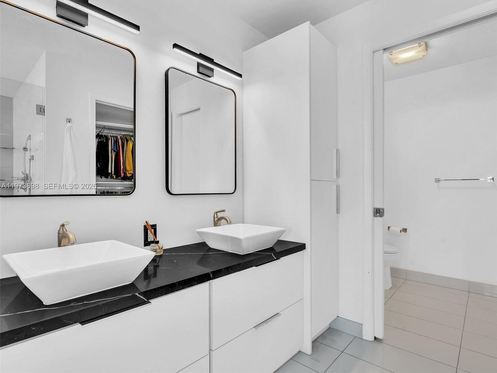 2020 N Bayshore Dr # 3303, Miami FL 33137 — 25