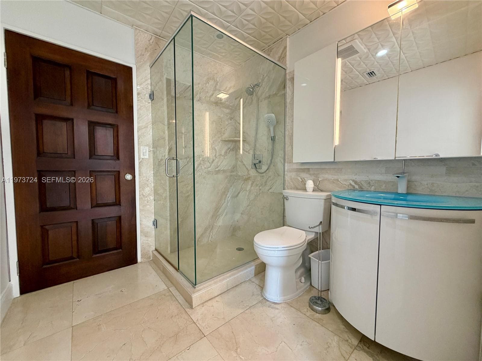 3226 NE 168th St, North Miami Beach FL 33160 — 17