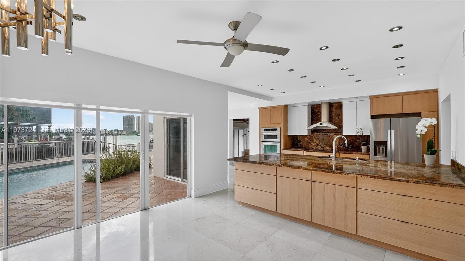 3226 NE 168th St, North Miami Beach FL 33160 — 12