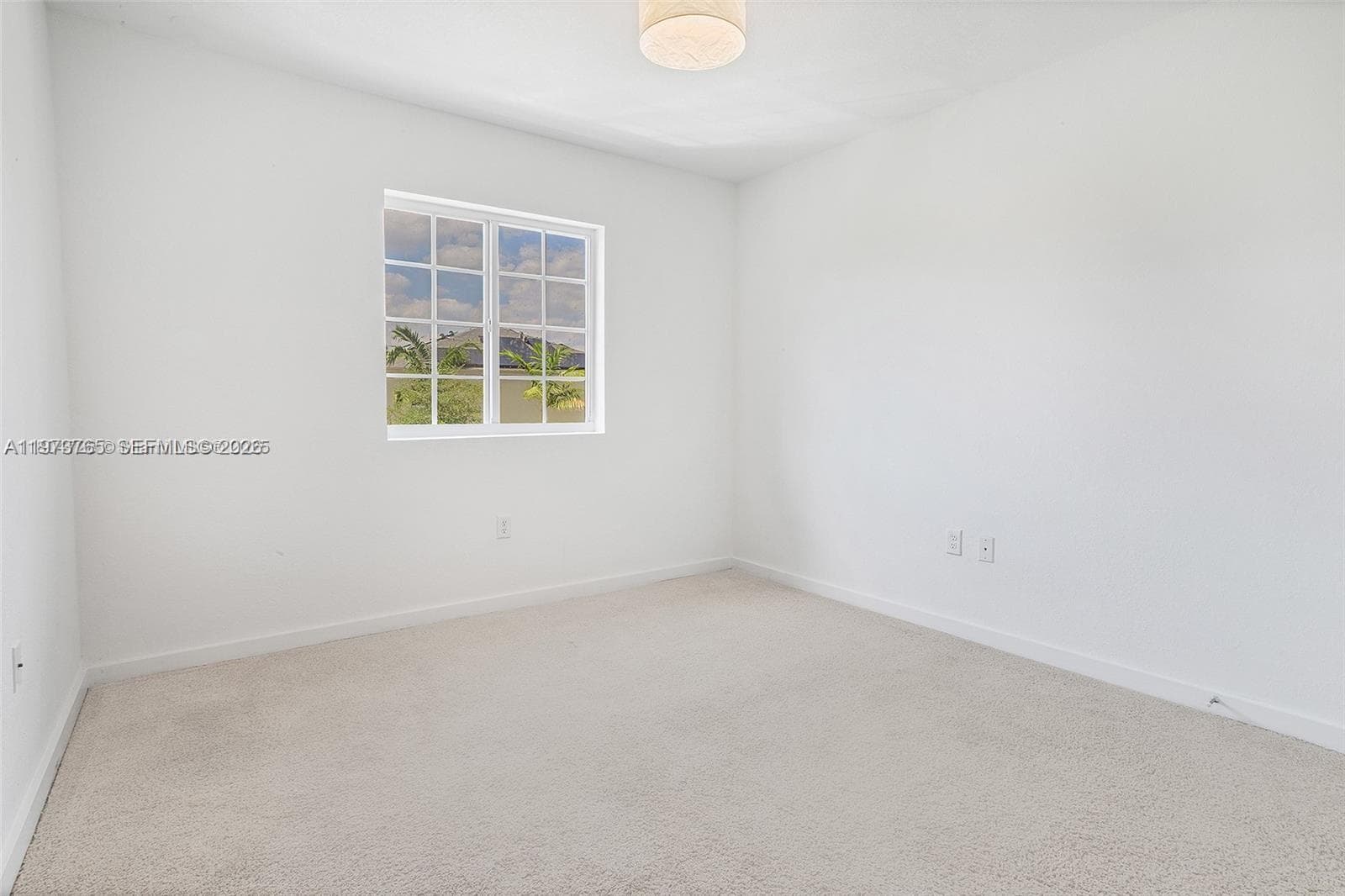1363 NW 208th Ter, Miami Gardens FL 33169 — 47