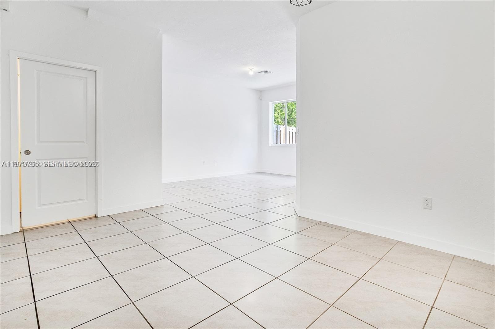 1363 NW 208th Ter, Miami Gardens FL 33169 — 15
