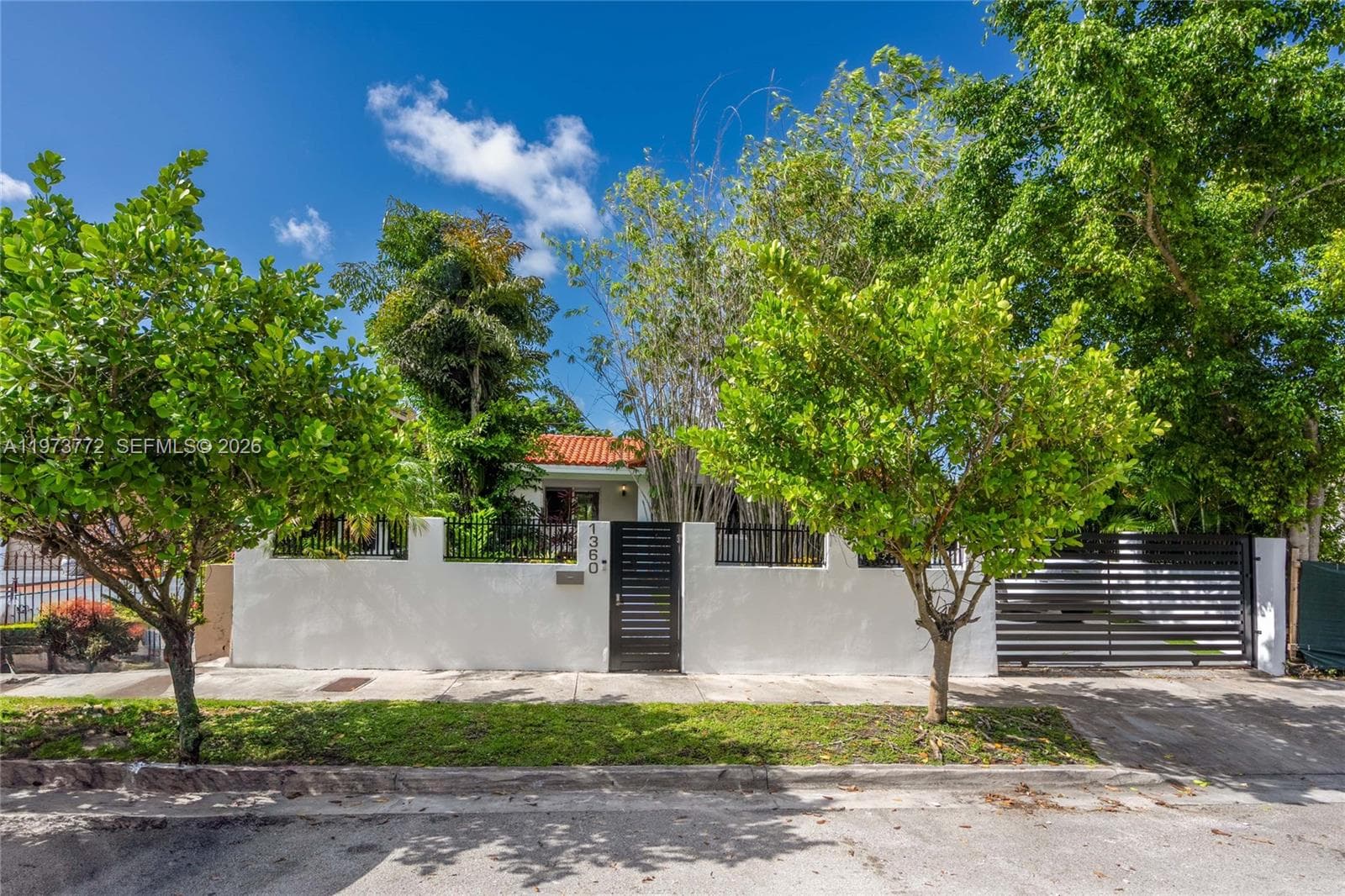 1360 SW 16th St, Miami FL 33145 — 3