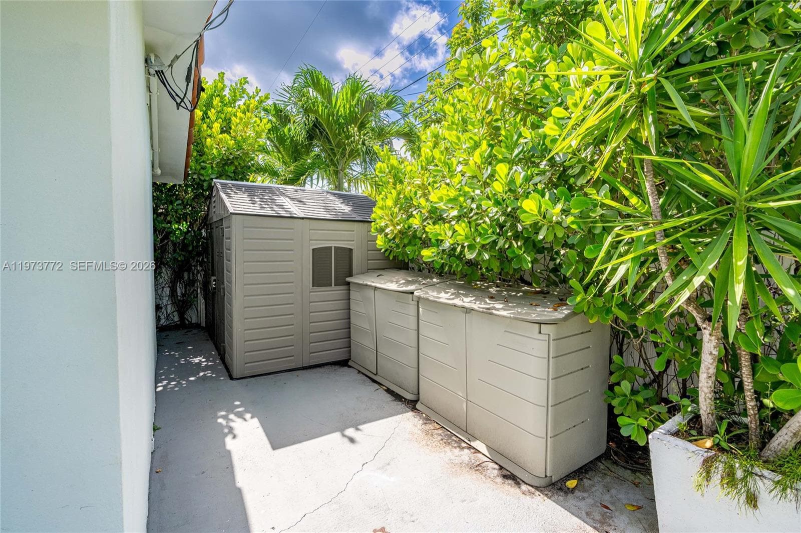 1360 SW 16th St, Miami FL 33145 — 9