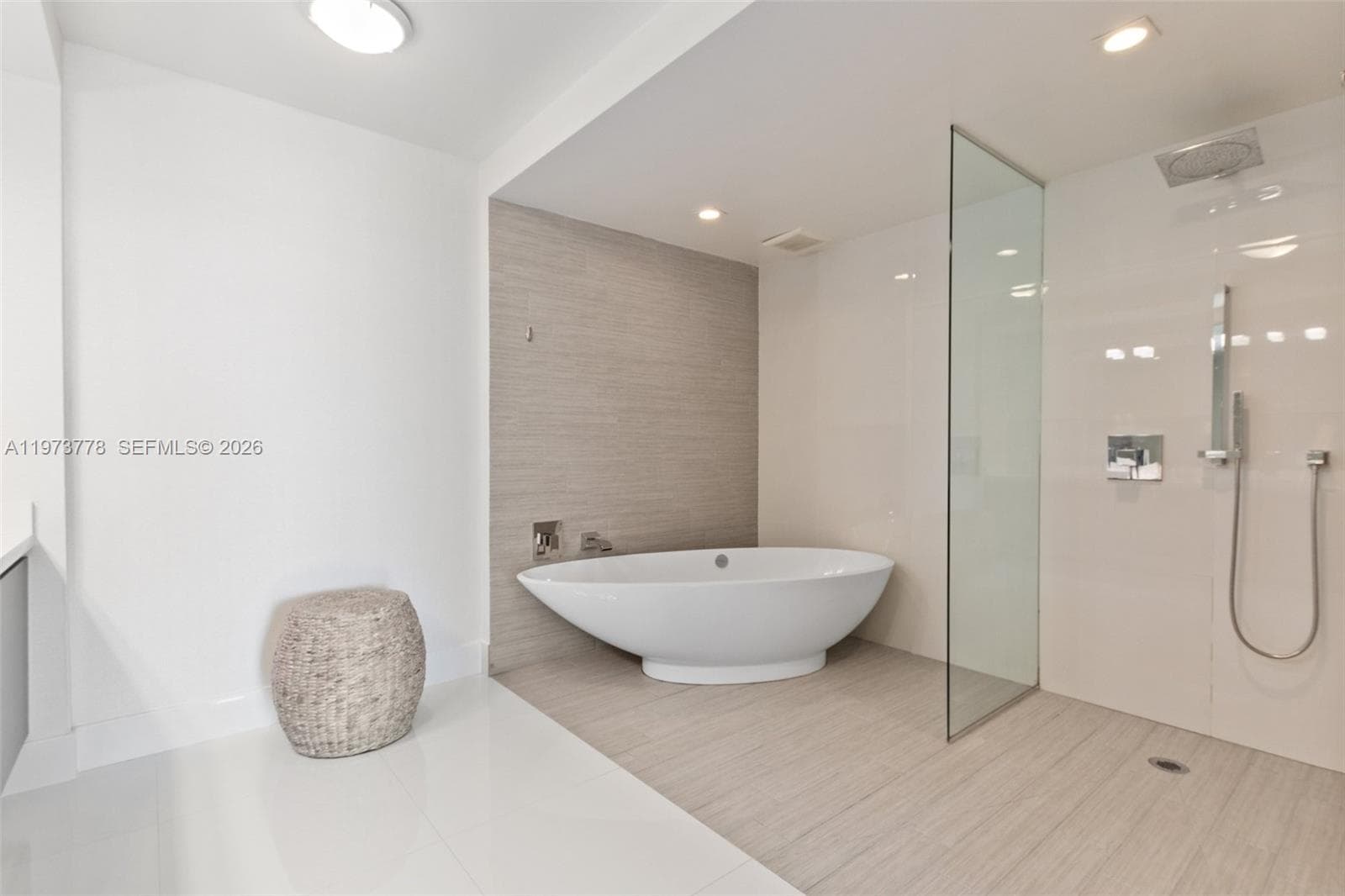 300 Sunny Isles Blvd # 1705, Sunny Isles Beach FL 33160 — 14