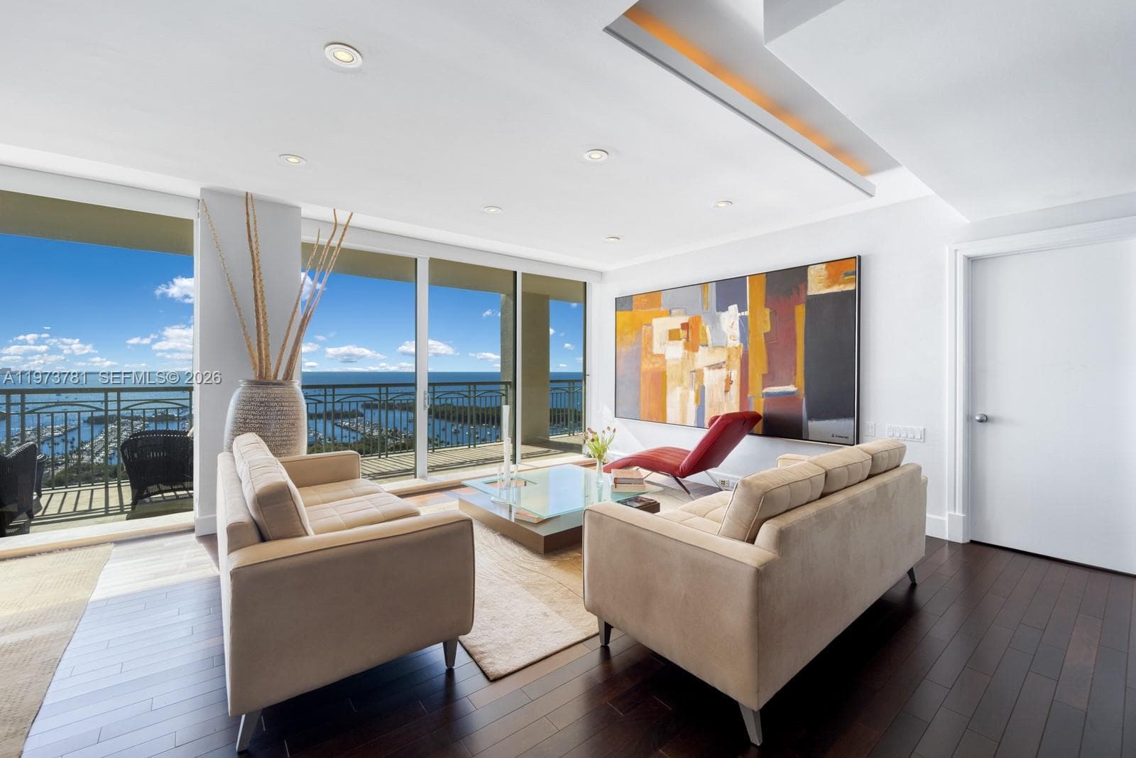 3400 SW 27th Ave # 2102, Miami FL 33133 — 2