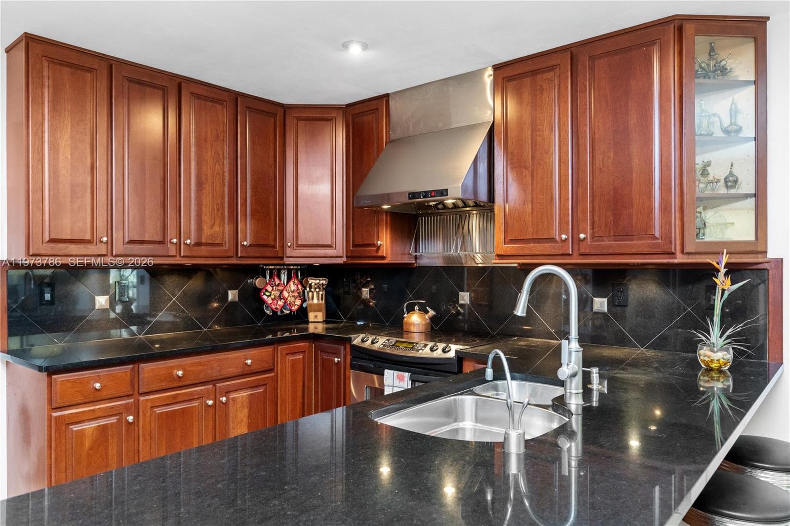 7010 SW 148th Ter, Palmetto Bay FL 33158 — 16