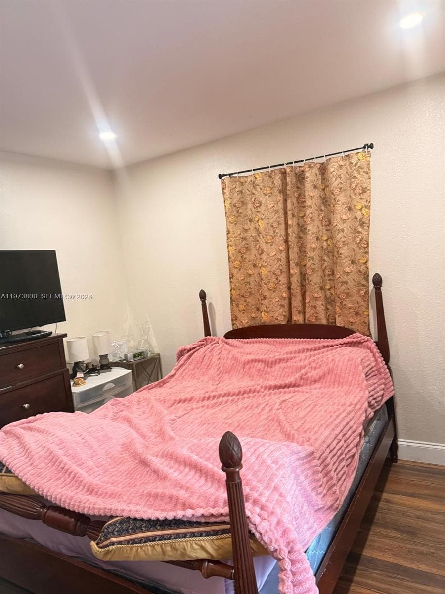 2281 NW 81st Ter, Miami FL 33147 — 26
