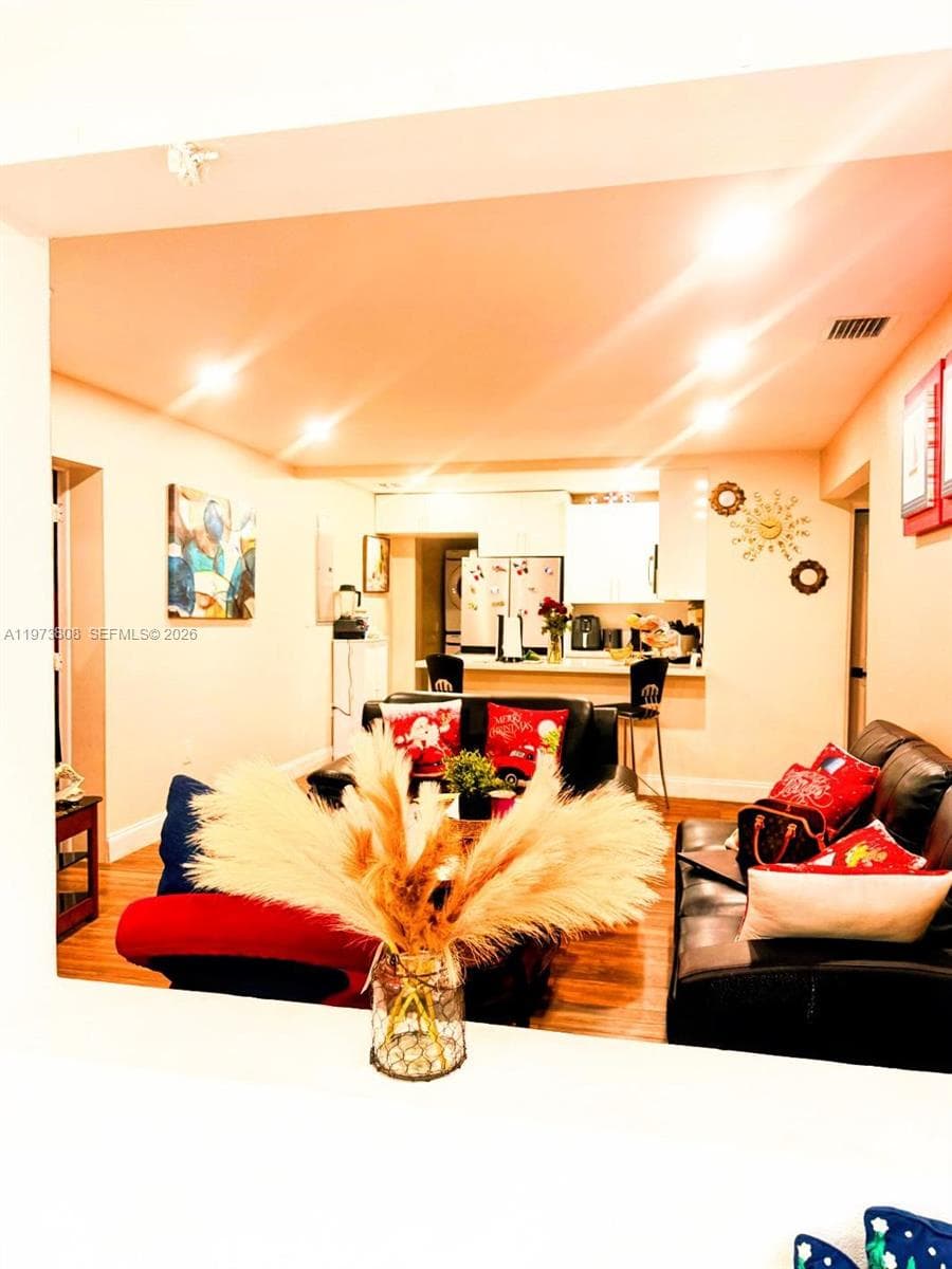 2281 NW 81st Ter, Miami FL 33147 — 10