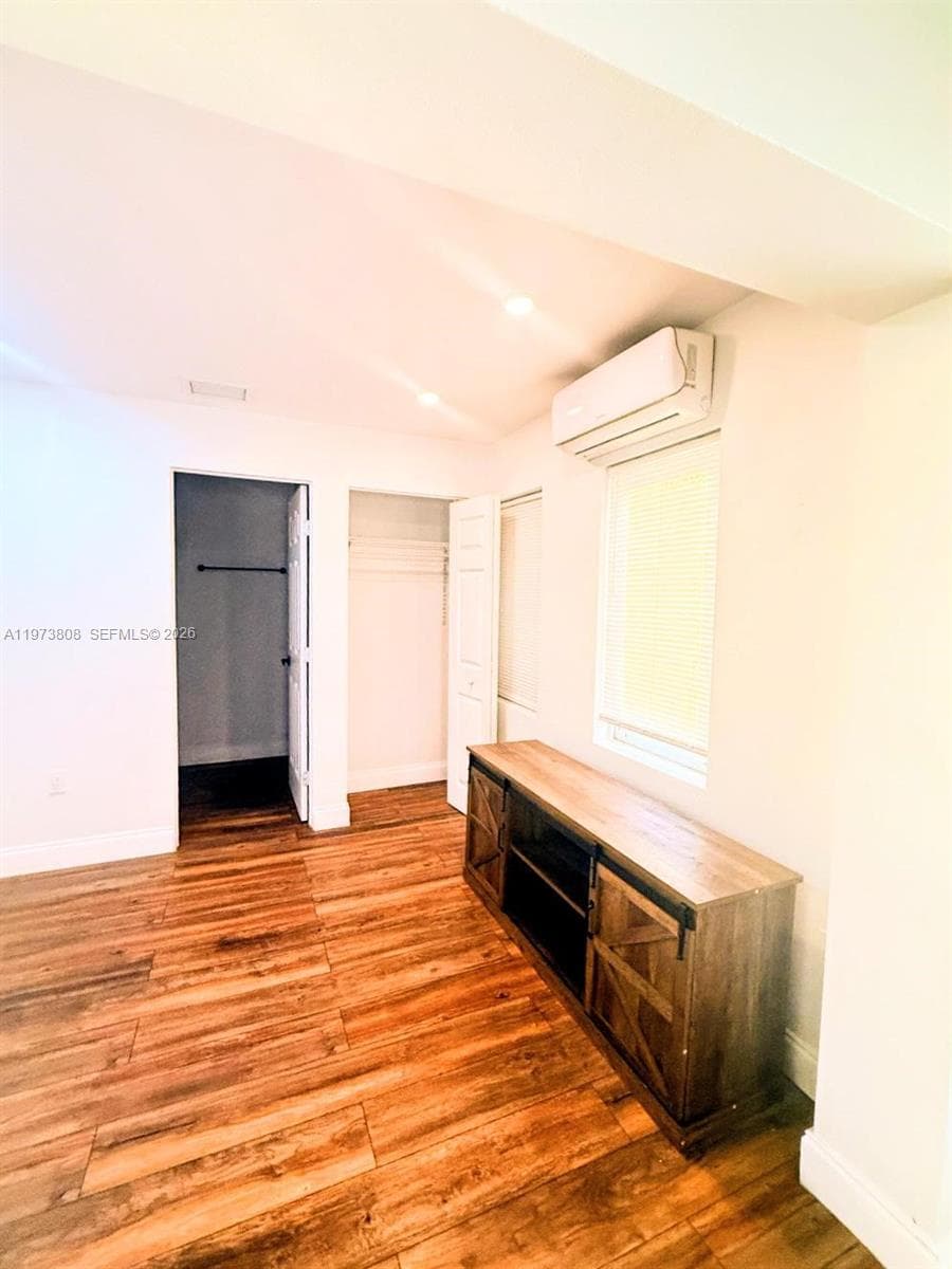 2281 NW 81st Ter, Miami FL 33147 — 18