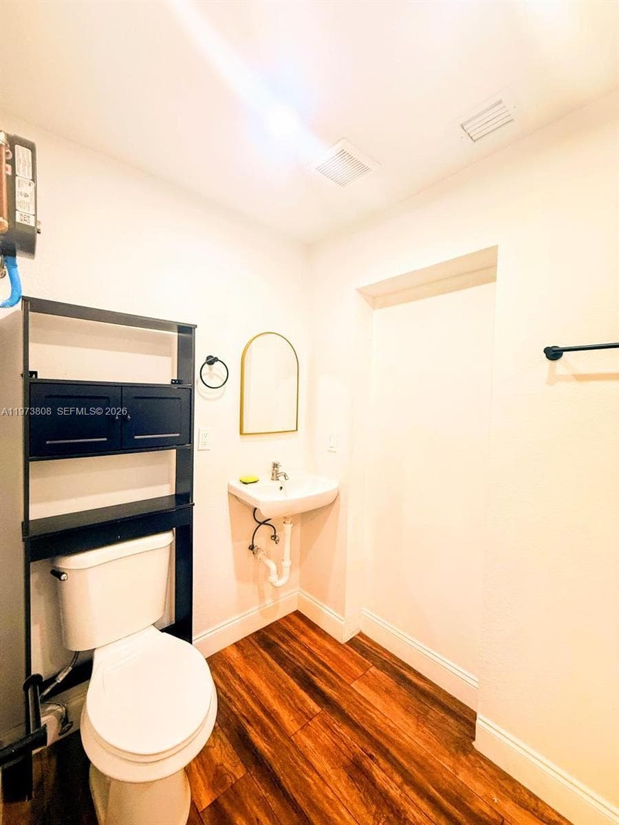 2281 NW 81st Ter, Miami FL 33147 — 15
