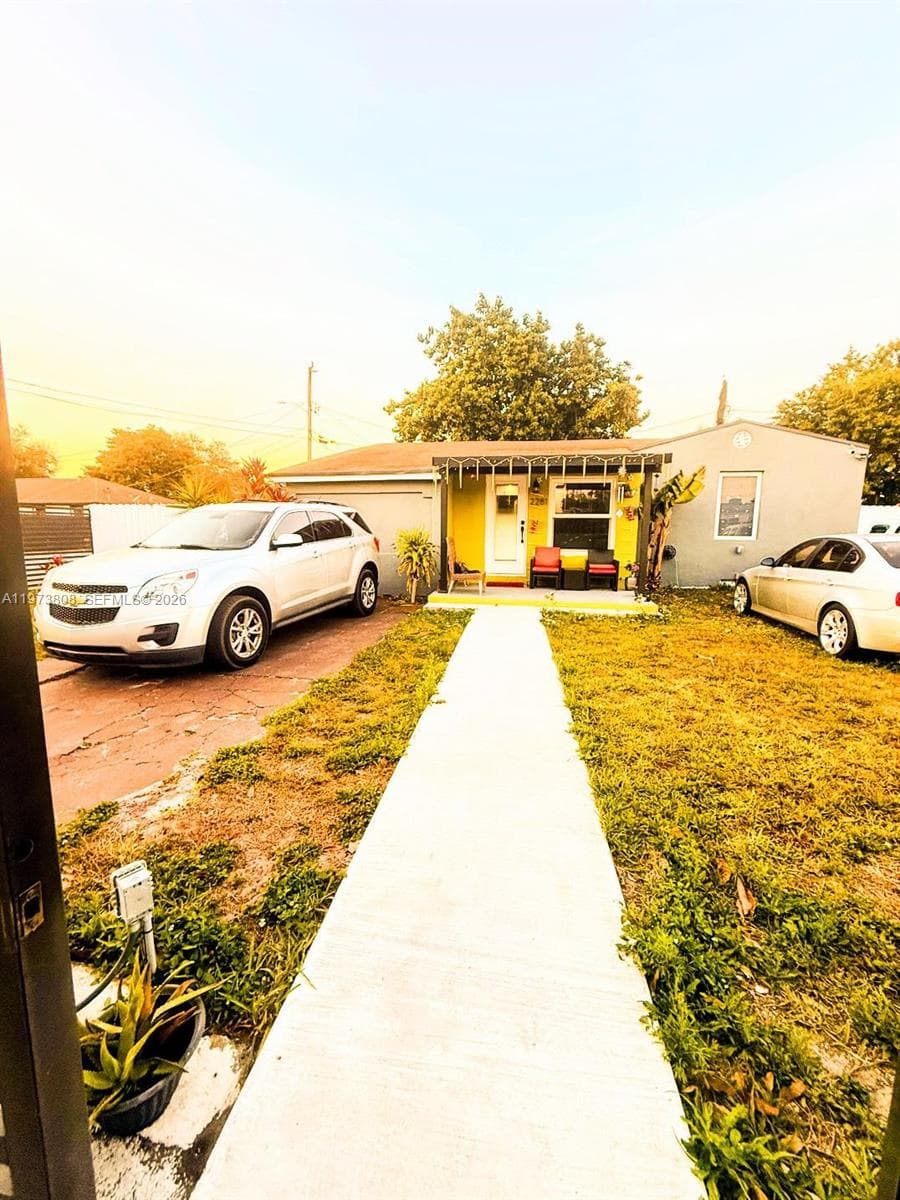 2281 NW 81st Ter, Miami FL 33147 — 4