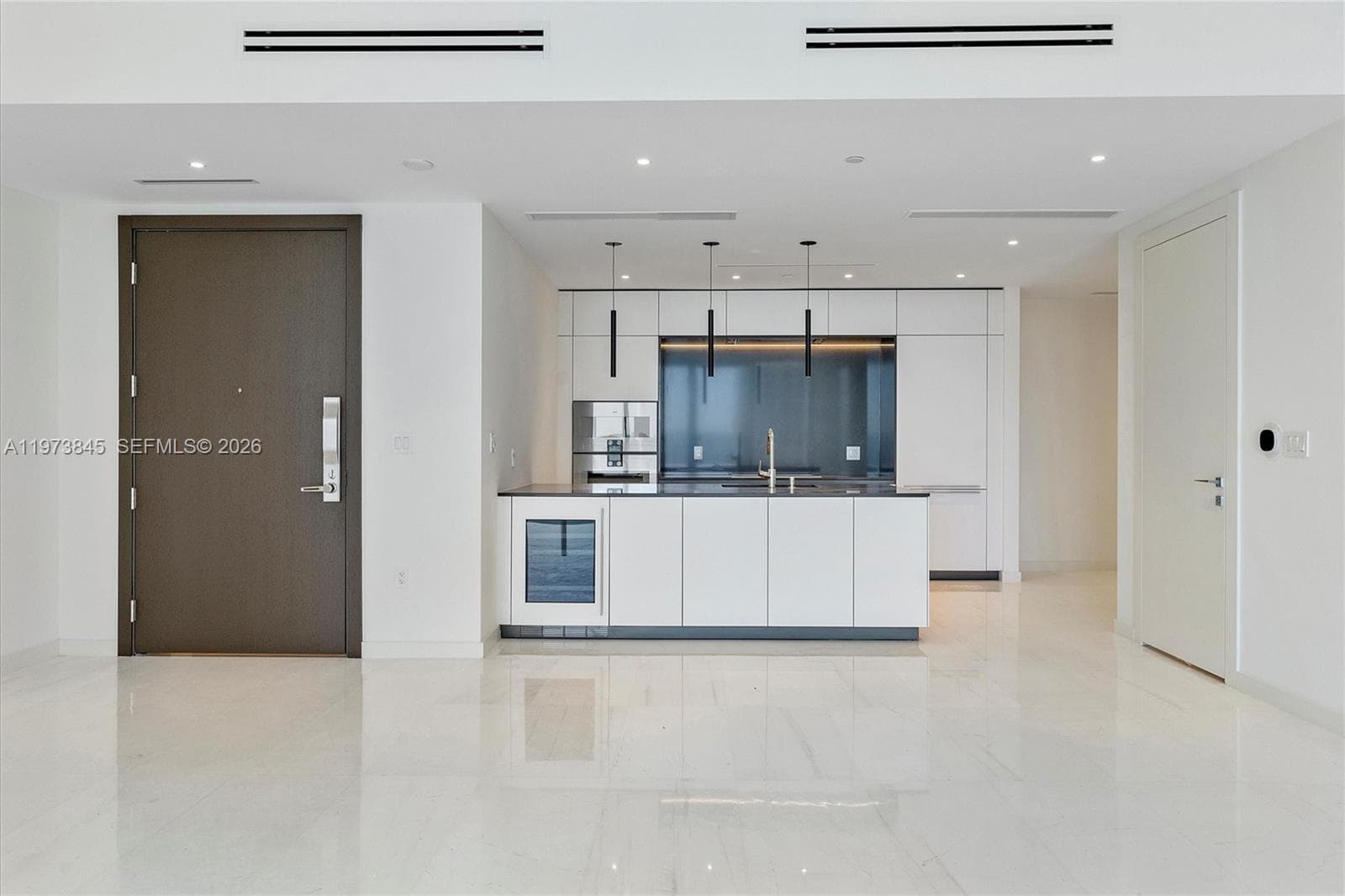 300 Biscayne Blvd Way # 803, Miami FL 33131 — 37