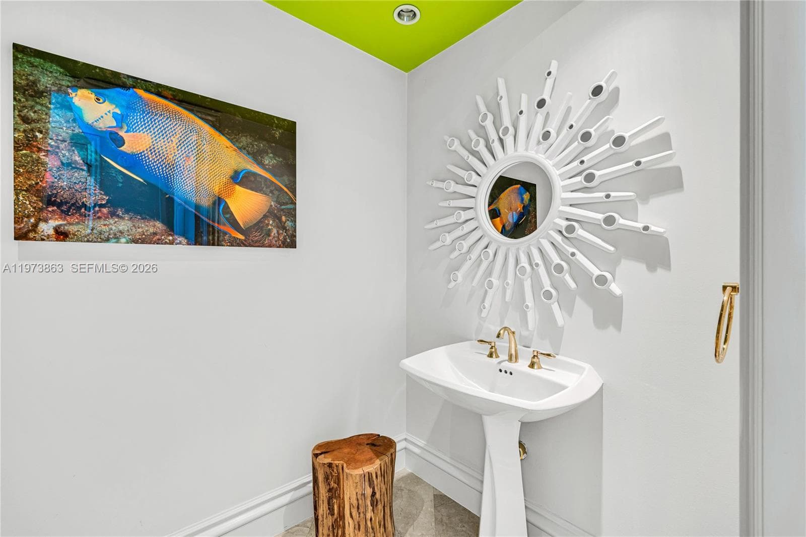 10295 Collins Ave # 1508, Bal Harbour FL 33154 — 25