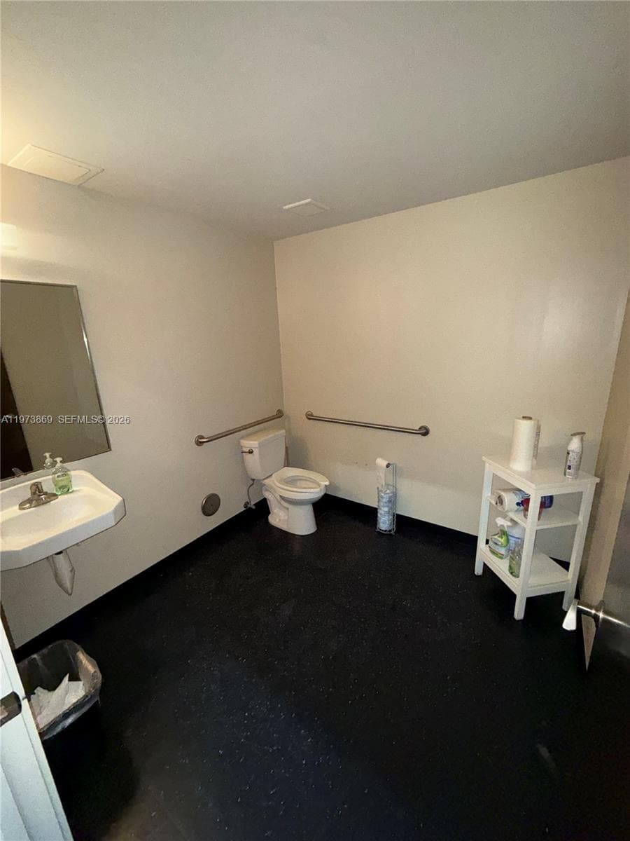 13477 NW 19th Ln # 21, Sweetwater FL 33182 — 17